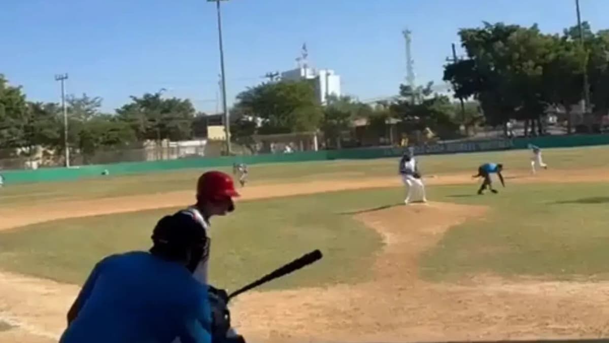 Video: Balacera causa terror durante partido de beisbol infantil en Culiacán