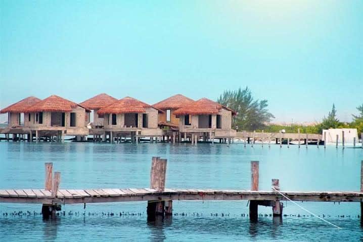 A pesar de posible afectación a ecosistema marino autorizan millonario proyecto de palafitos