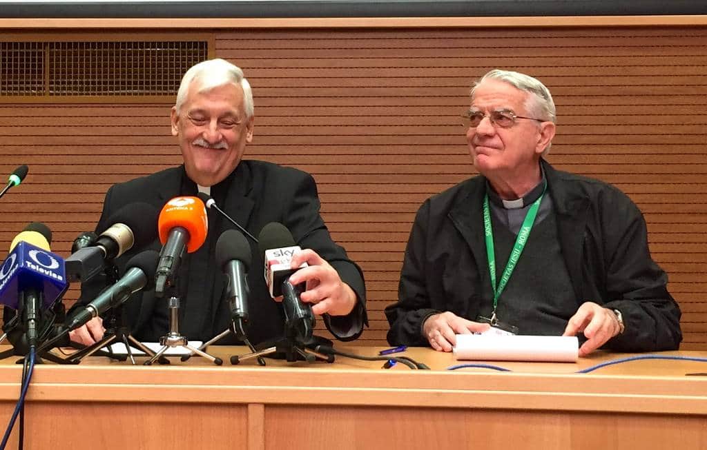 Papa recibe al general de 	los Jesuitas