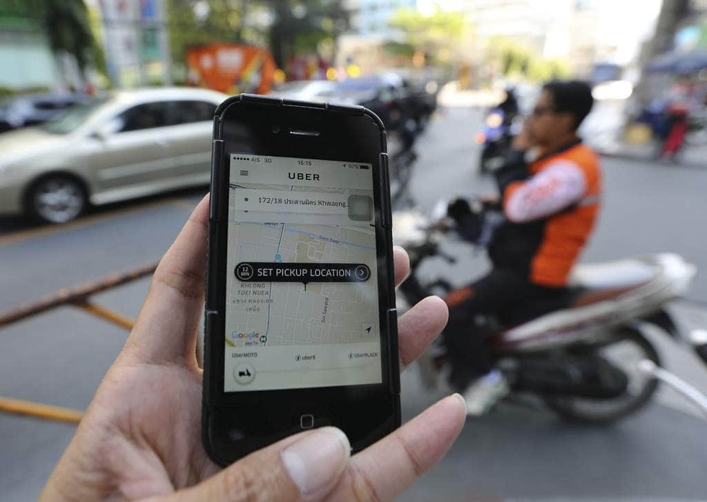 Detienen a chofer de Uber por agresión contra pasajera en Miami