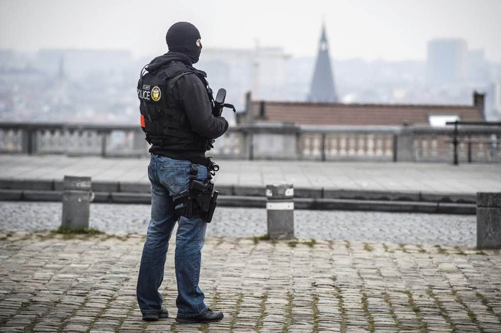 Arrestan a 15 sospechosos de actividad terrorista en Bélgica
