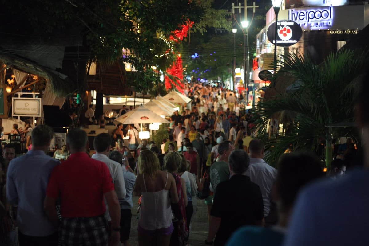 Los hoteles “fantasmas” peligro para los empresarios establecidos