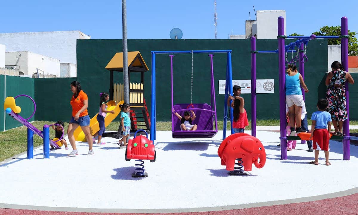 Gobierno Municipal, Estatal y Federal entregan tres nuevos parques públicos en Villas del Sol