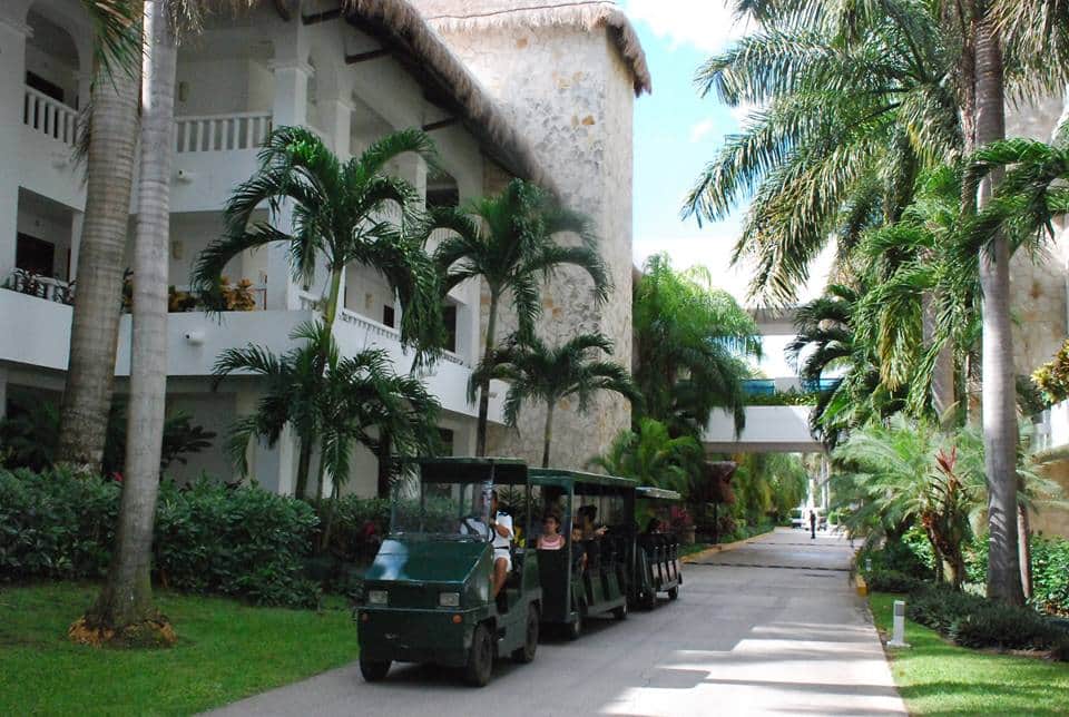 Exigen pago de prestaciones empleados del hotel Princess