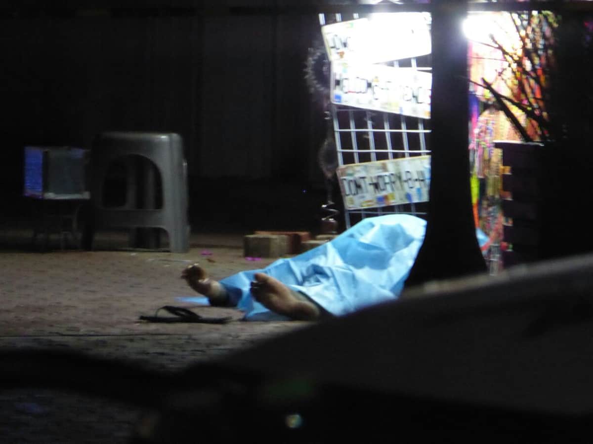 Ejecutan a balazos a un alpaquero en la 5a Avenida de Playa del Carmen