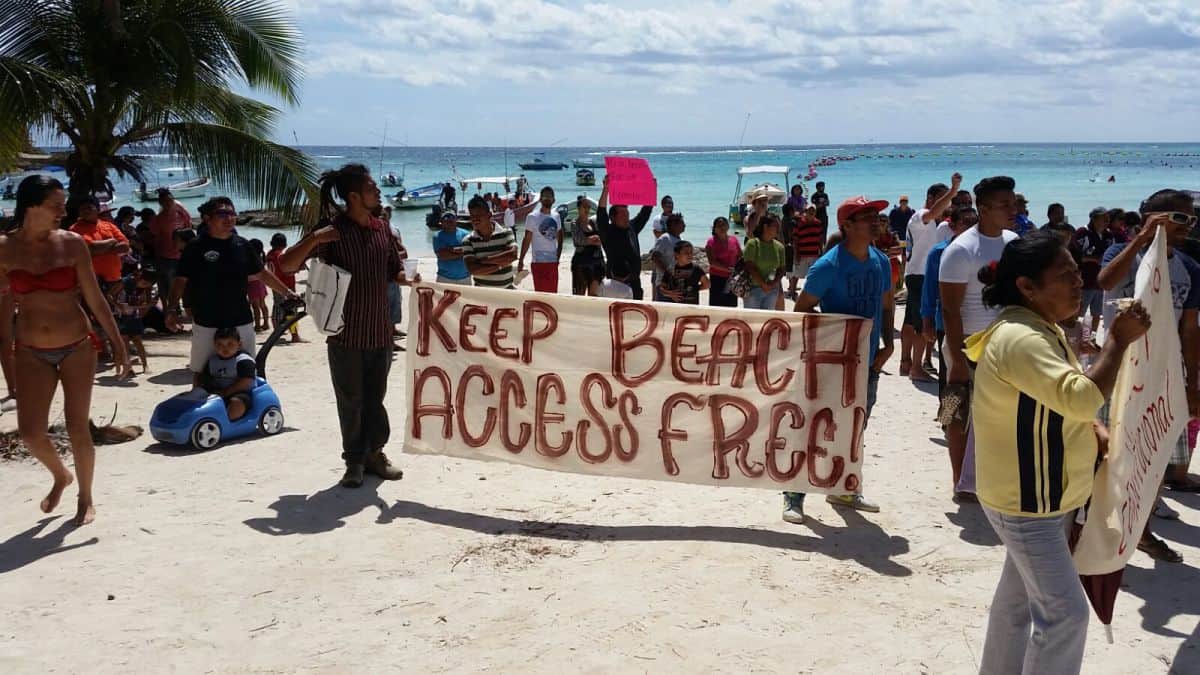 Siguen los conflictos por disputa de la playa de Akumal