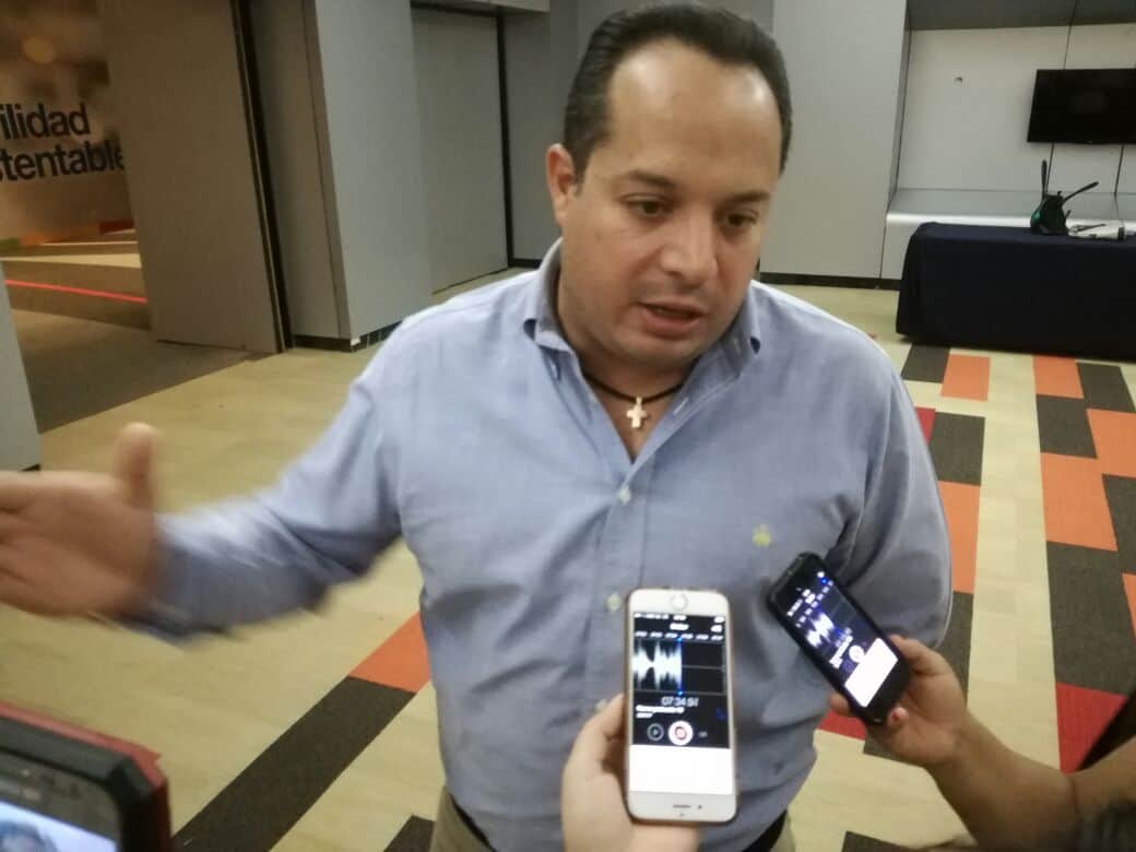 Dos bares de Cancún tienen horas extra a través de amparos