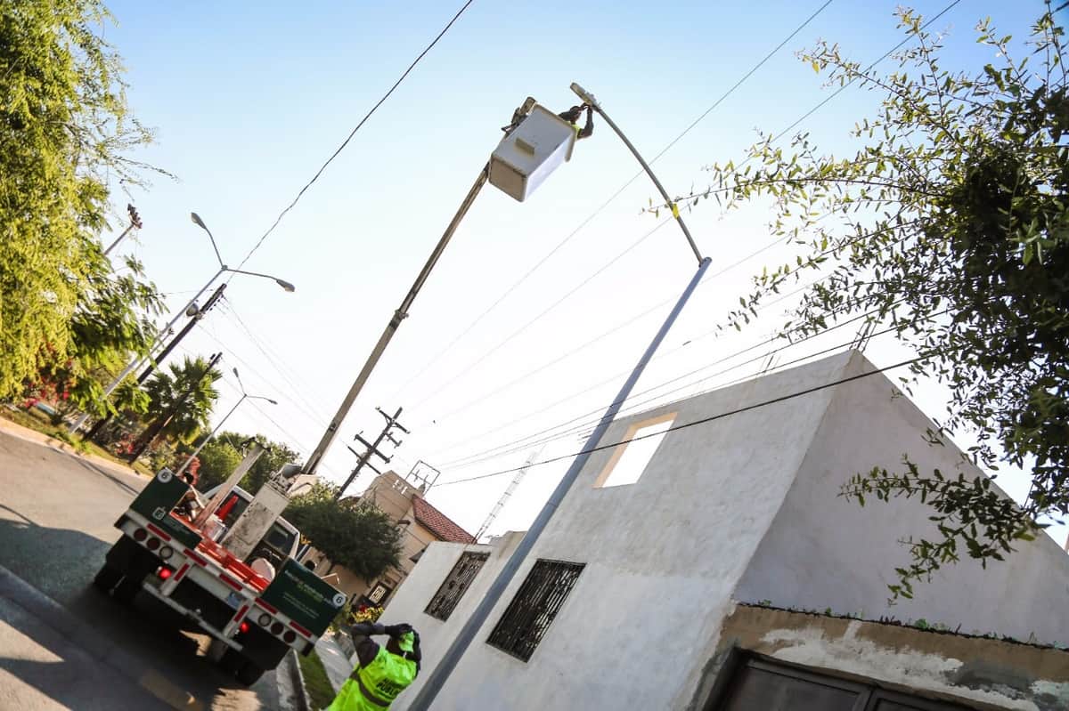 Gana firma sinaloense licitación de luminarias en Cancún