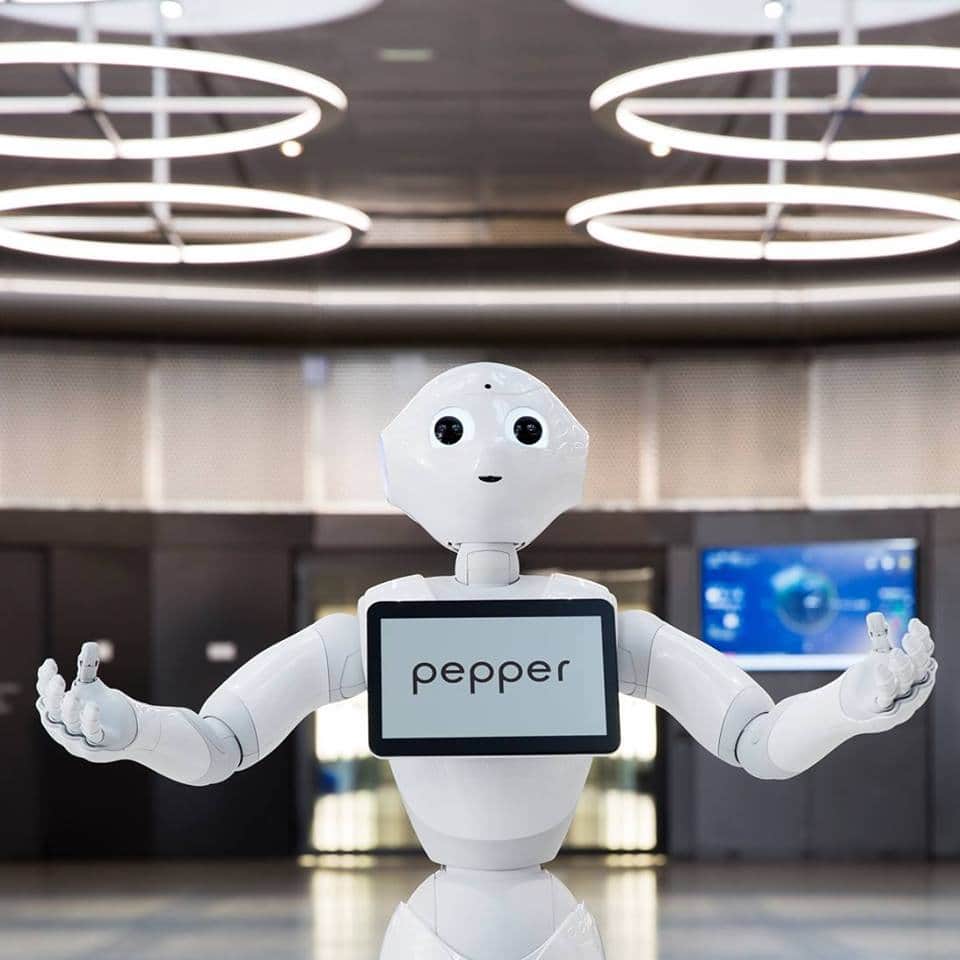 El hotel que contrató al primer robot que interpreta emociones humanas