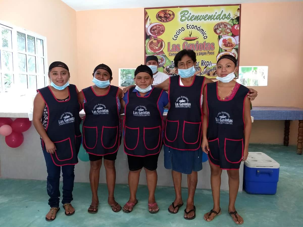 Inauguran mujeres mayas su propia cocina económica.