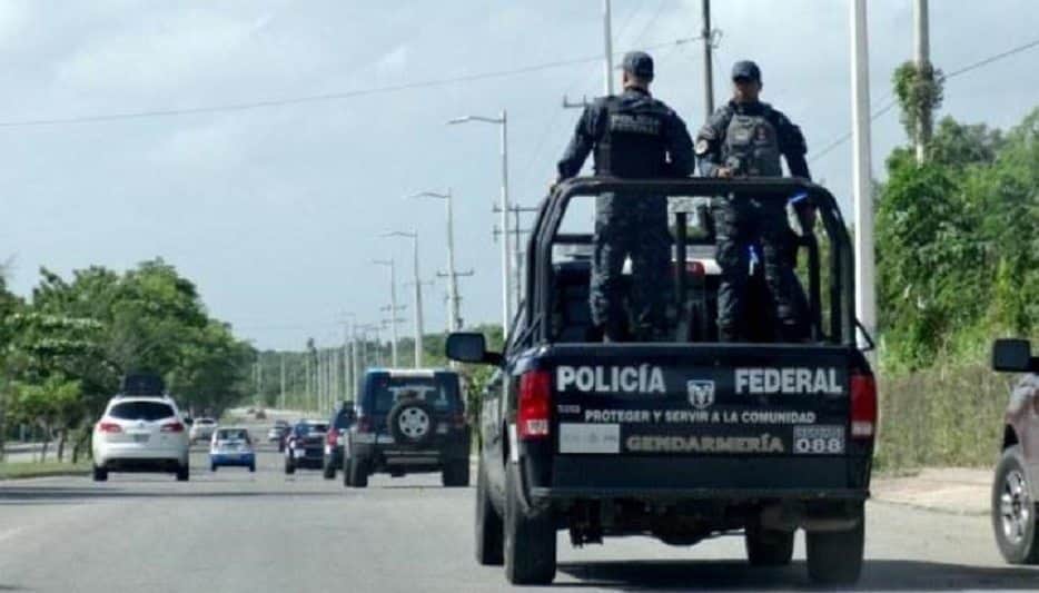 Ponen a disposición de la PGR a sujeto que transportaba armas