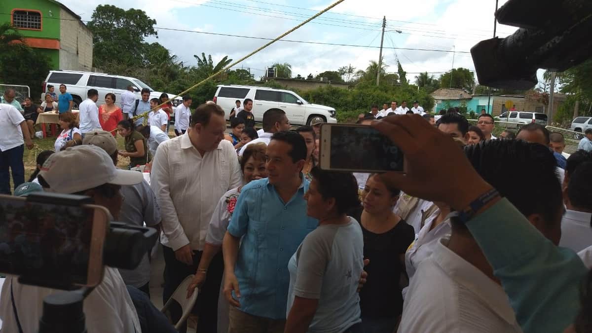 Convive gobernador con dignatarios mayas