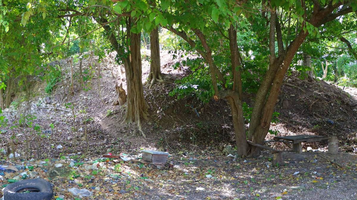 Crimen arqueológico en Bacalar