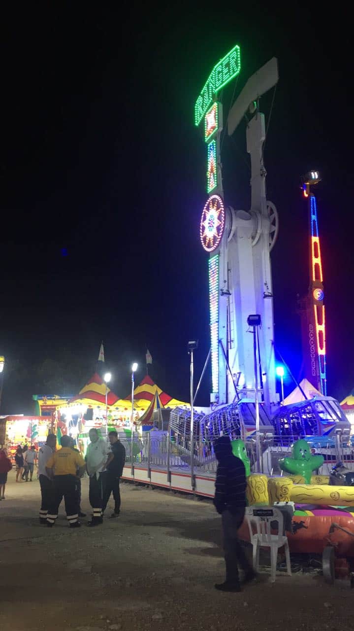 Falla planta de energía de juegos mecánicos