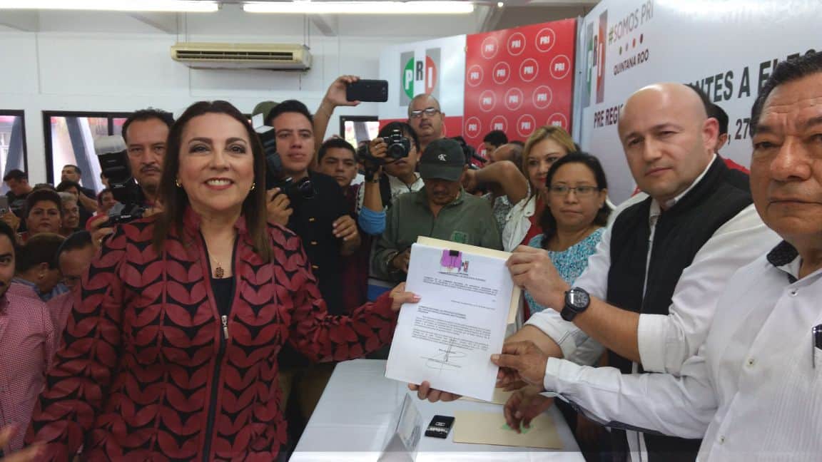 Cora Amalia resalta su experiencia y alejamiento del borgismo