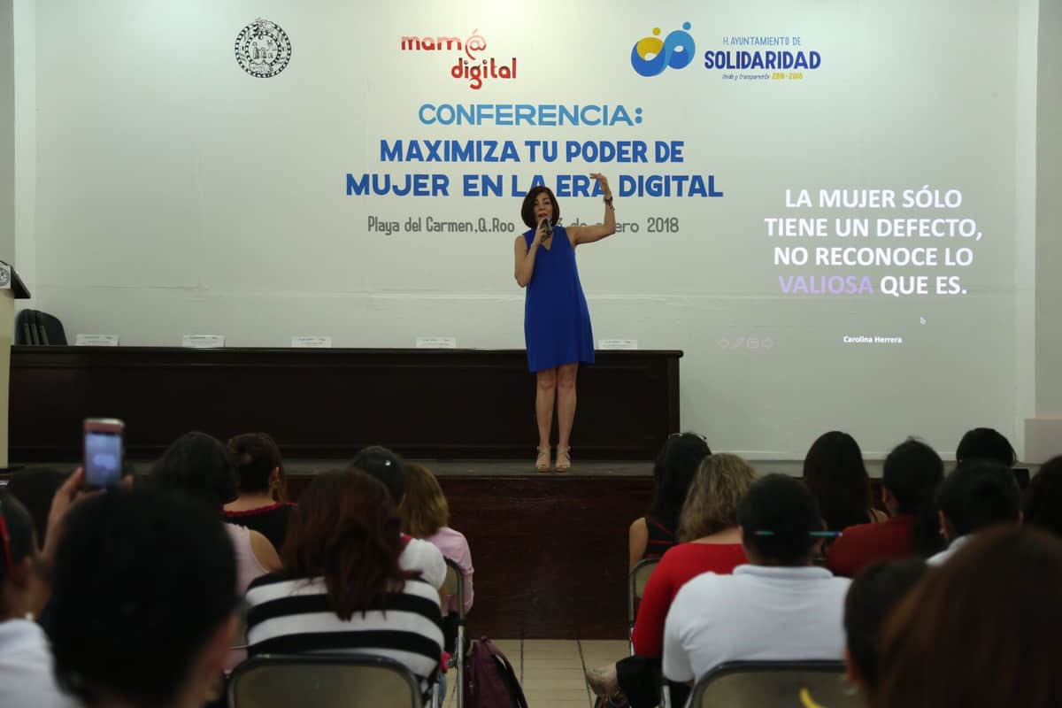 Empoderan a mujeres de Solidaridad con capacitación sobre el uso de tecnologías