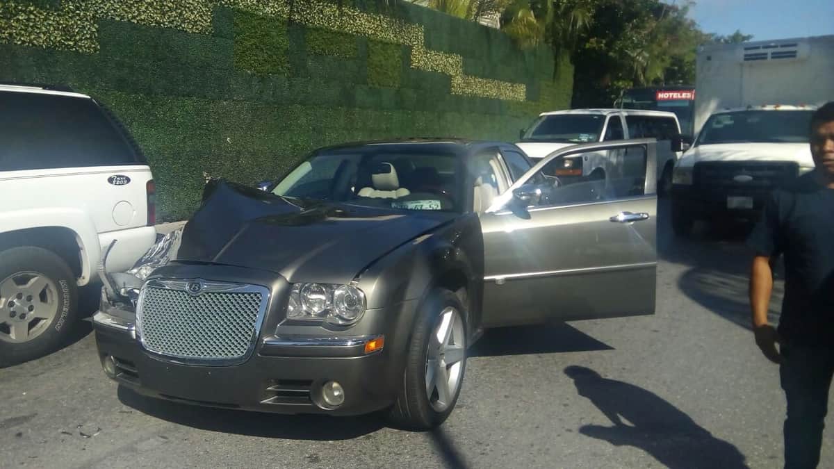 Choque genera embotellamiento en la Zona Hotelera