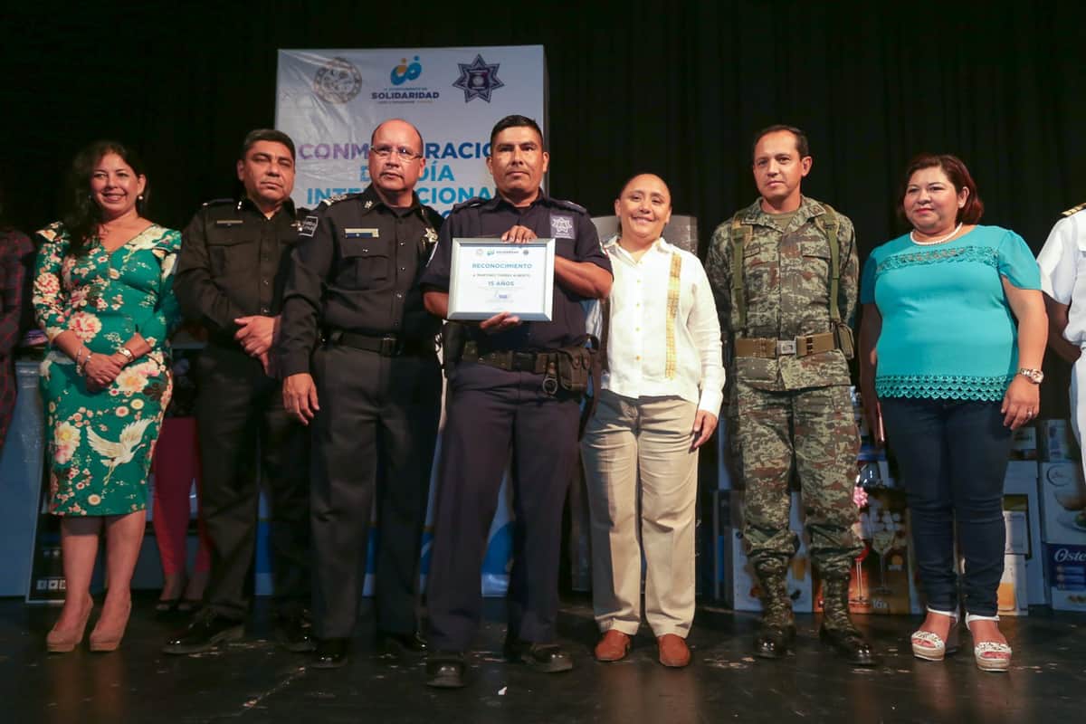 Reconoce gobierno de Solidaridad a elementos en el Día Internacional del Policía