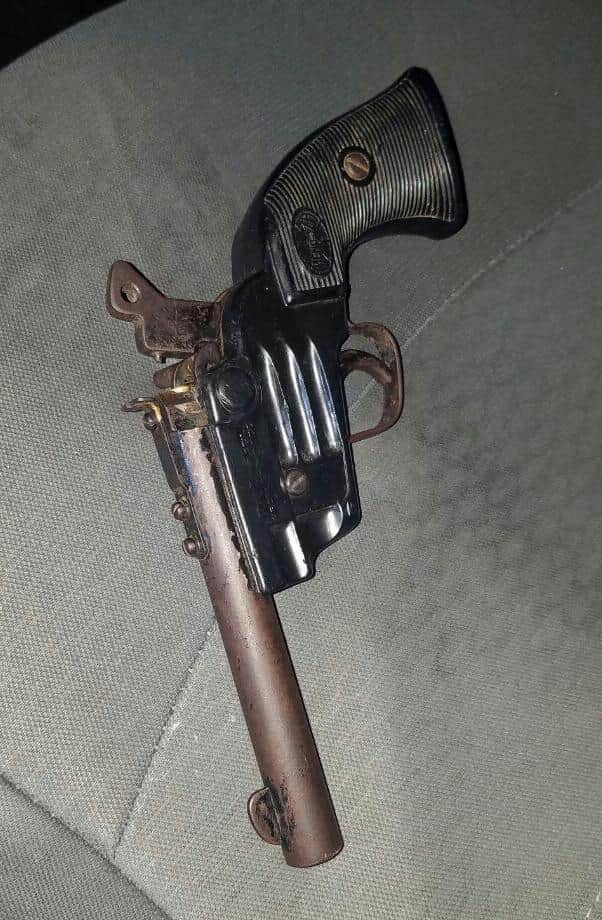 Detienen a sujeto con arma de fuego