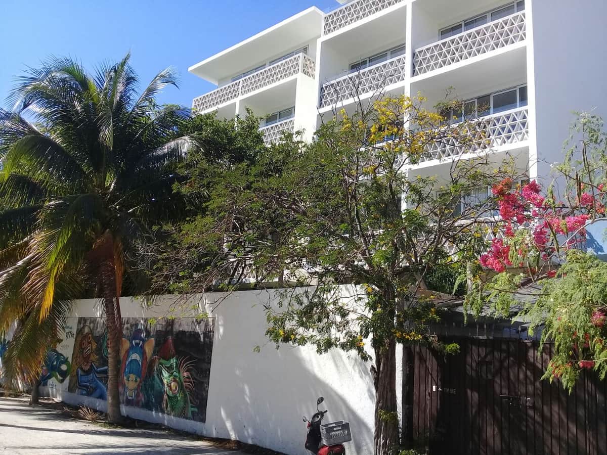 El hotel irregular de la familia Beristaín