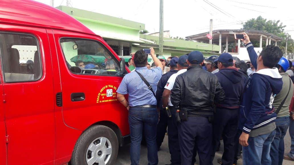 Crece conflicto con mototaxis en JMM