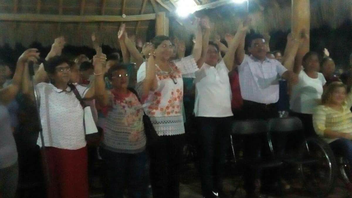 Priistas de Morelos se van con PAN-PRD