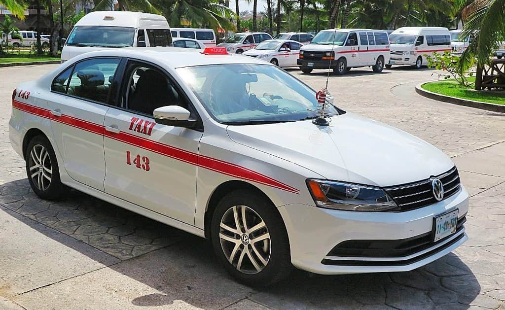 Detectan taxis suplentes “piratas” en Cozumel