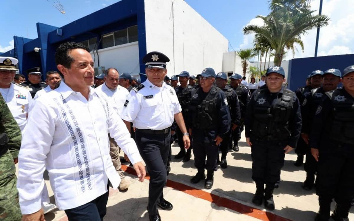 La profesionalización de nuestros cuerpos policiales nos permite avanzar en la recuperación de la tranquilidad: Carlos Joaquín