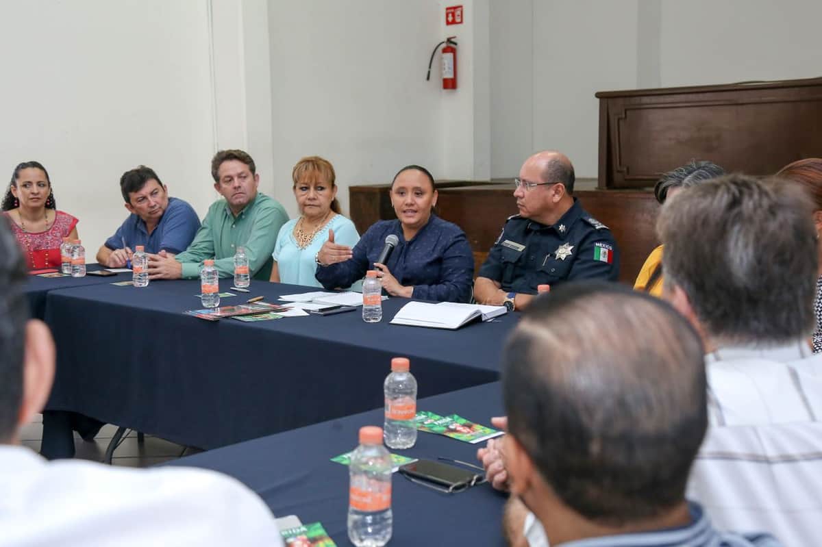 Se suman empresarios a las acciones de gobierno