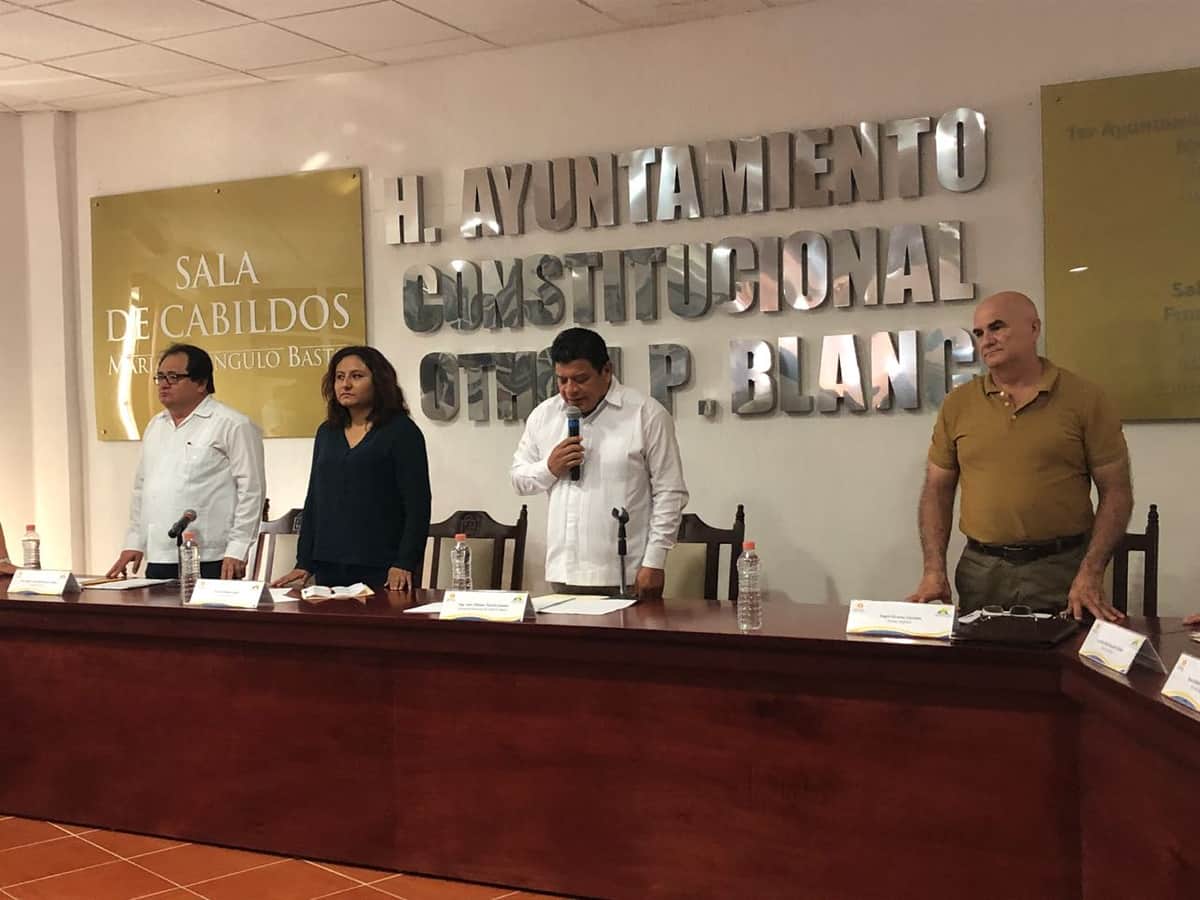 Deja Luis Torres la presidencia municipal