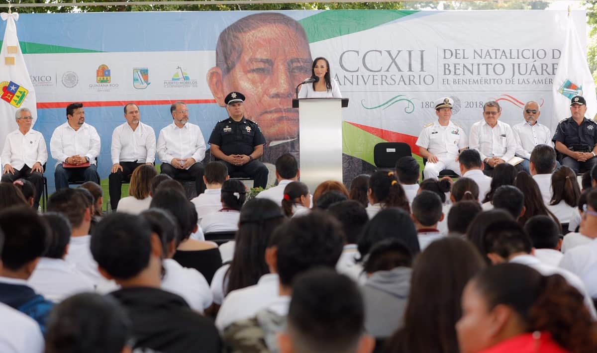 En Puerto Morelos es momento de la unidad: Laura Fernández