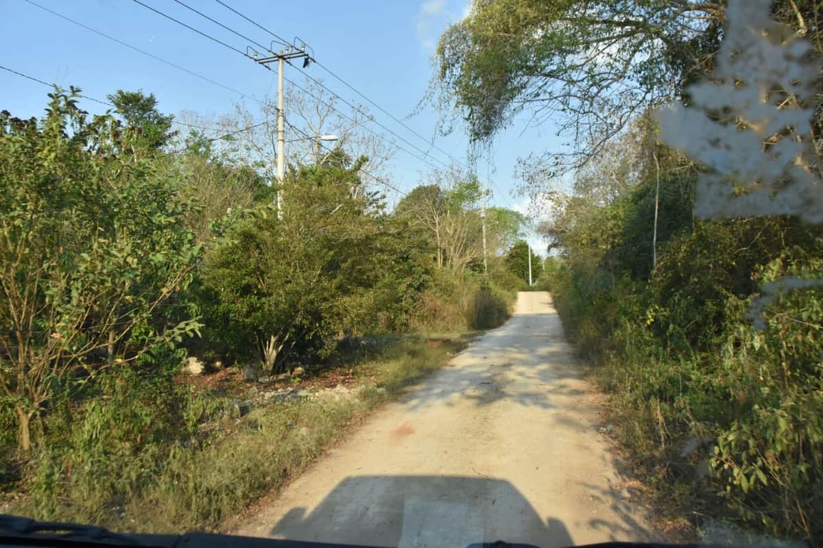 Piden arreglar caminos hacia comunidad maya