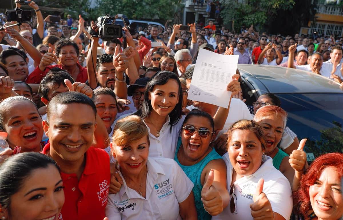 Se registra Laura Fernández por la presidencia de Puerto Morelos