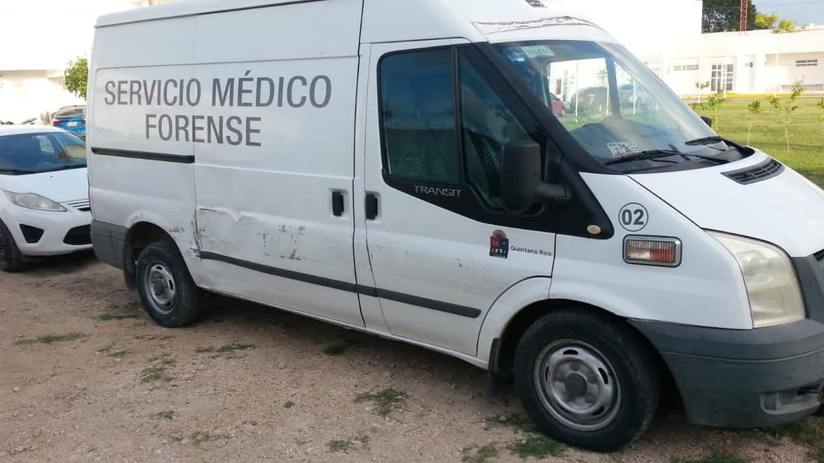 Auditores federales revisan vehículos de la Fiscalía