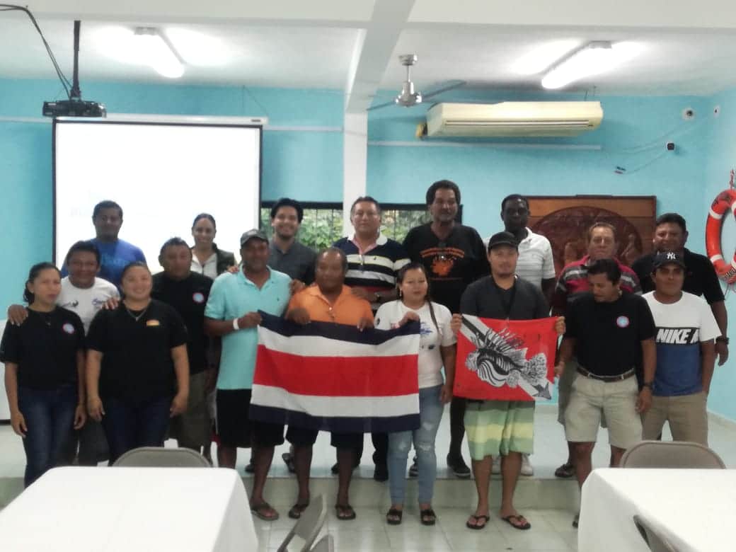 Intercambian experiencias sobre el pez león pescadores de Costa Rica y Cozumel