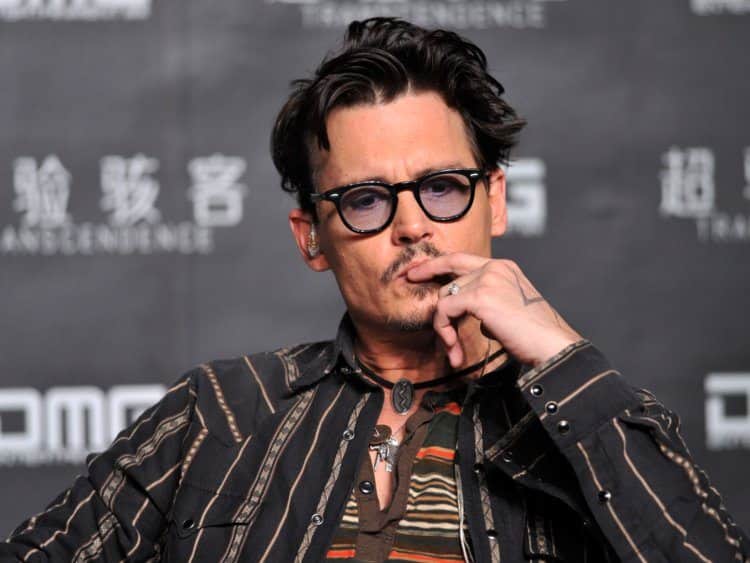Ex guardaespaldas revelan detalles penosos de la vida de Johnny Depp