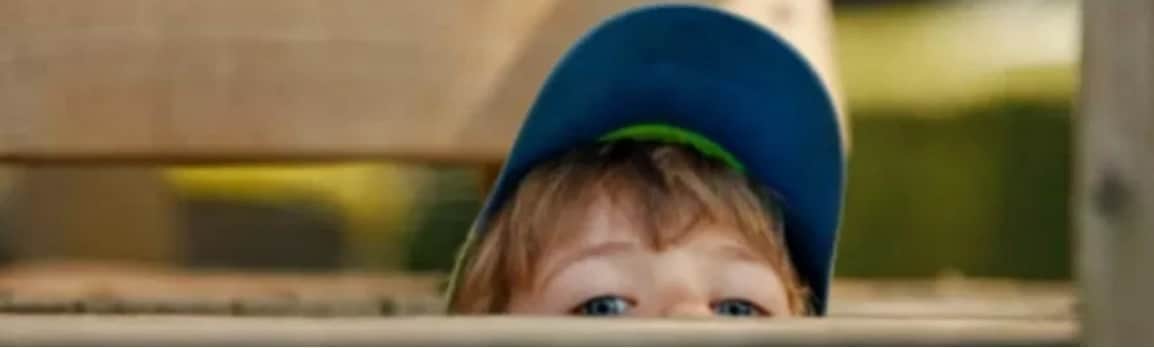 Niño destruye obra de arte y su madre debe pagar 132 mil dólares