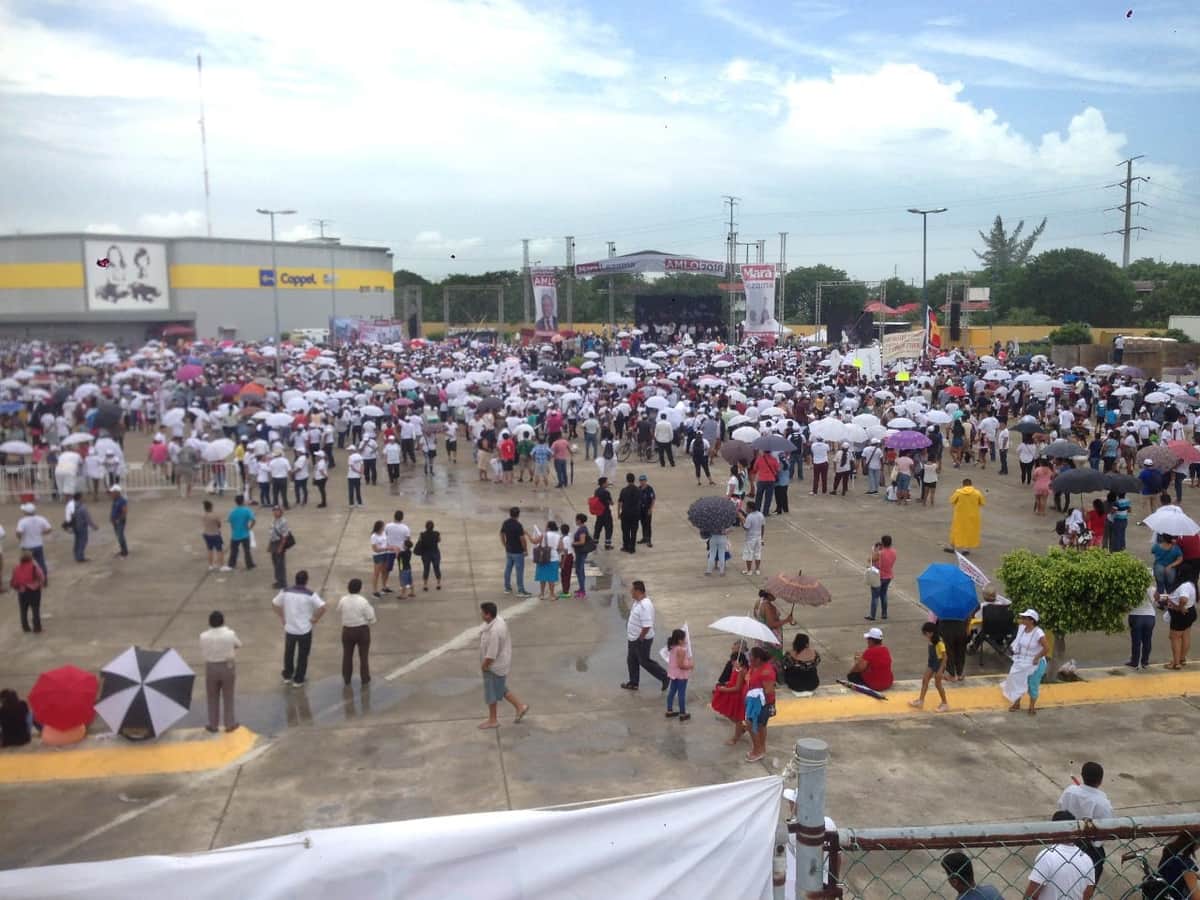 Escasa afluencia en el cierre de campaña de AMLO en Cancún