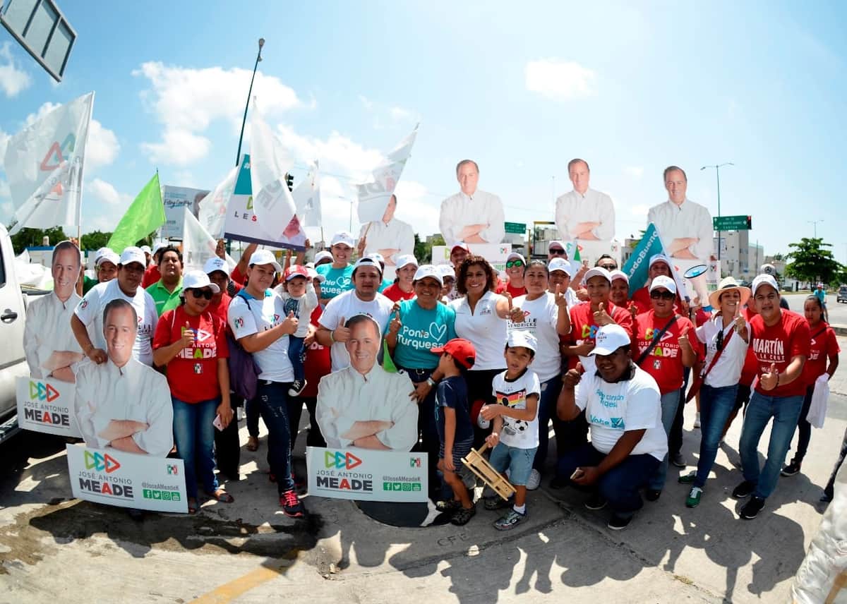 Fortalece Leslie Hendricks sus lazos con los ciudadanos