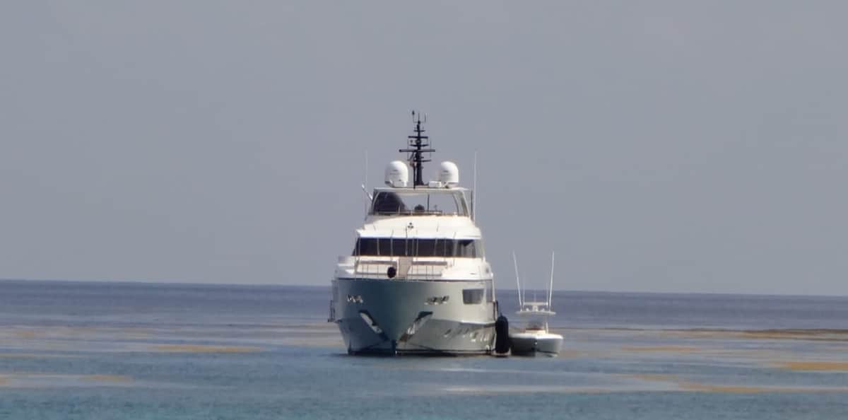 Habrá sanciones contra embarcación de empresa borgista que dañó arrecifes