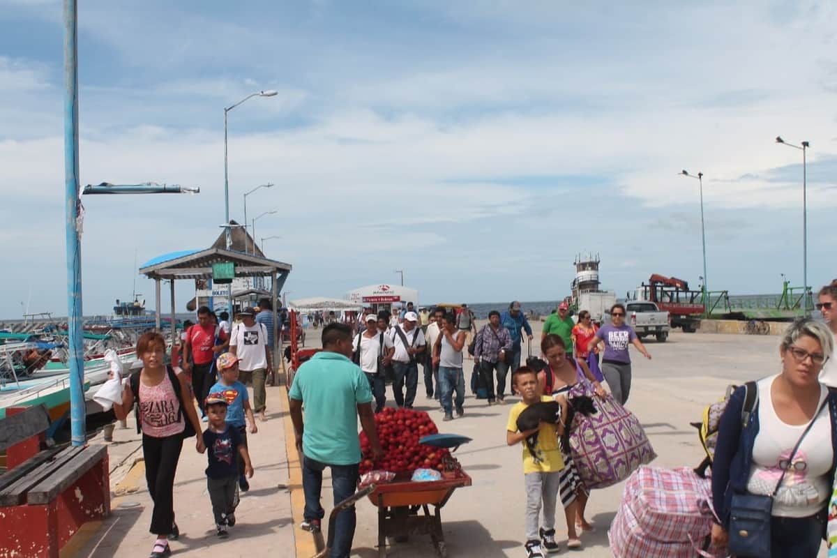 Presenta fallas el servicio de agua potable en Holbox