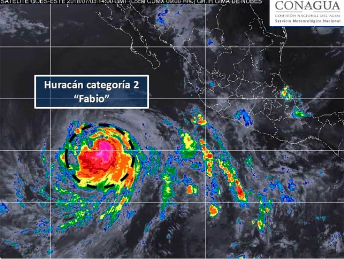 Huracán Fabio sube a categoría 2, ascendería a 3 esta tarde
