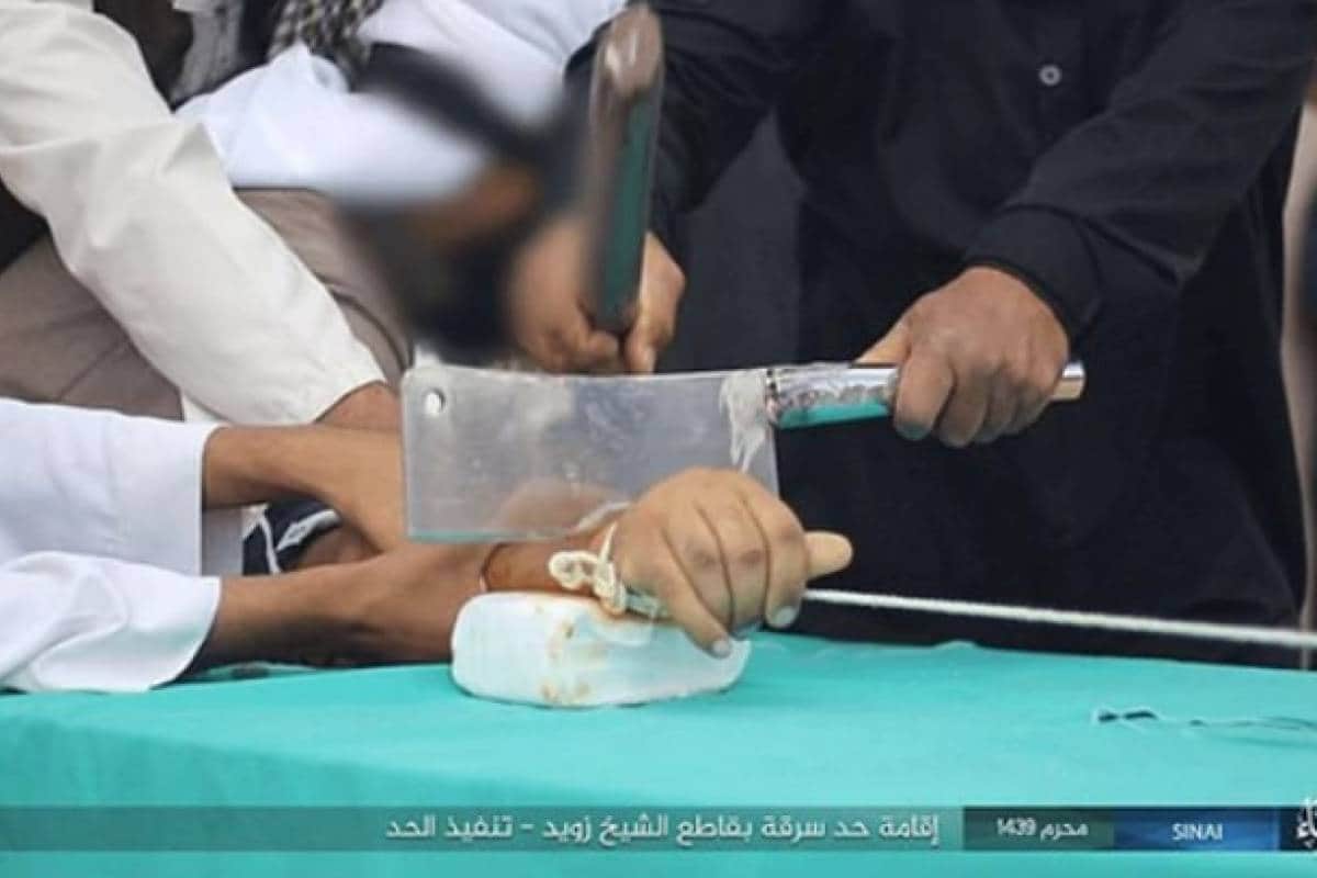 Ladrón suplica por que no le "mochen" la mano (Video)