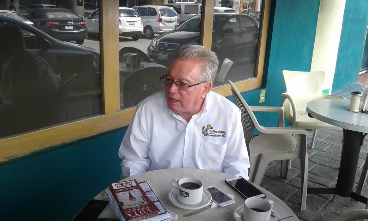 Acusan despilfarro en sindicato del IMSS