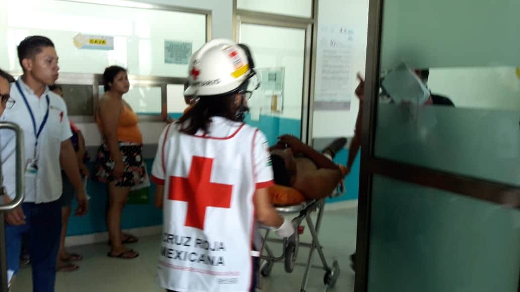 Acuchillado durante un asalto en El Crucero