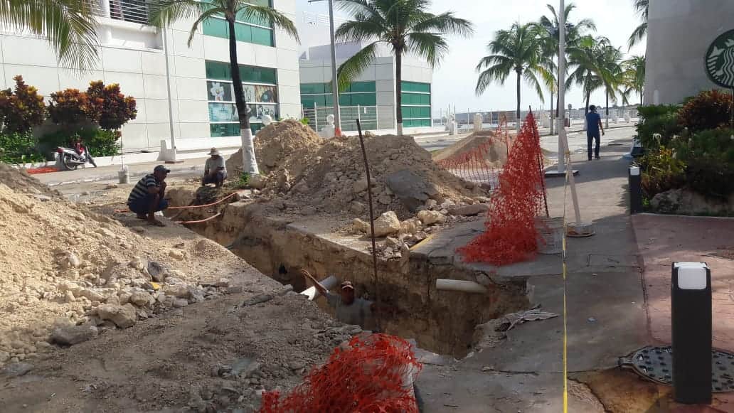 Obras de malecón en Cozumel ya tiene hartos a los trabajadores del lugar