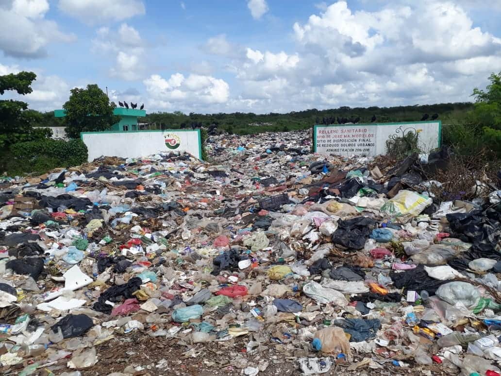 Colapsado, el basurero de José María Morelos