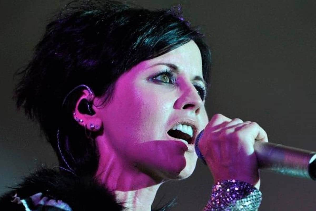 Revelan misterio de la muerte de Dolores O'Riordan, vocalista de The Cranberries
