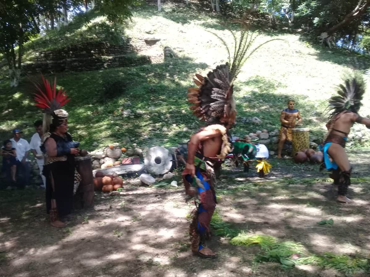 Realizan tradicional ceremonia maya en Lázaro Cárdenas