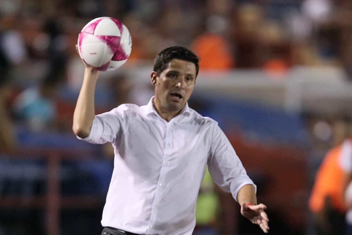 Atlante cae ante el sotanero Celaya